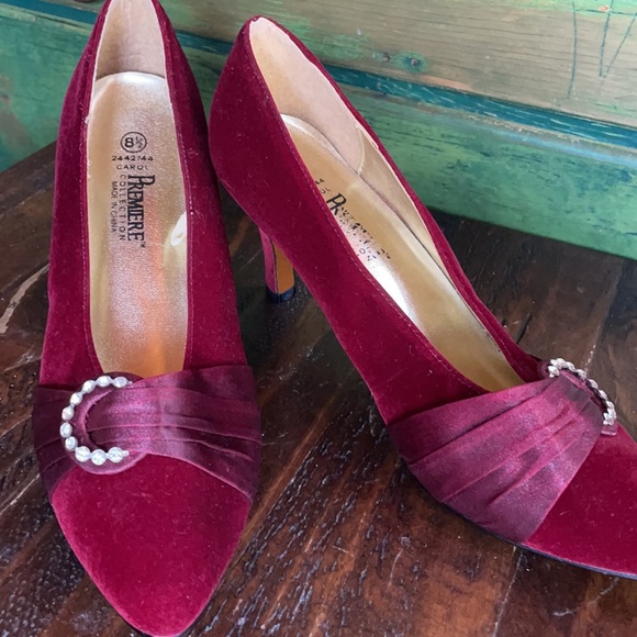 Red premiere collection velvet heels 8.5 - Picture 10 of 12
